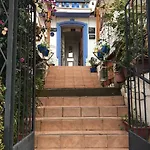 La Maison Des Fous
